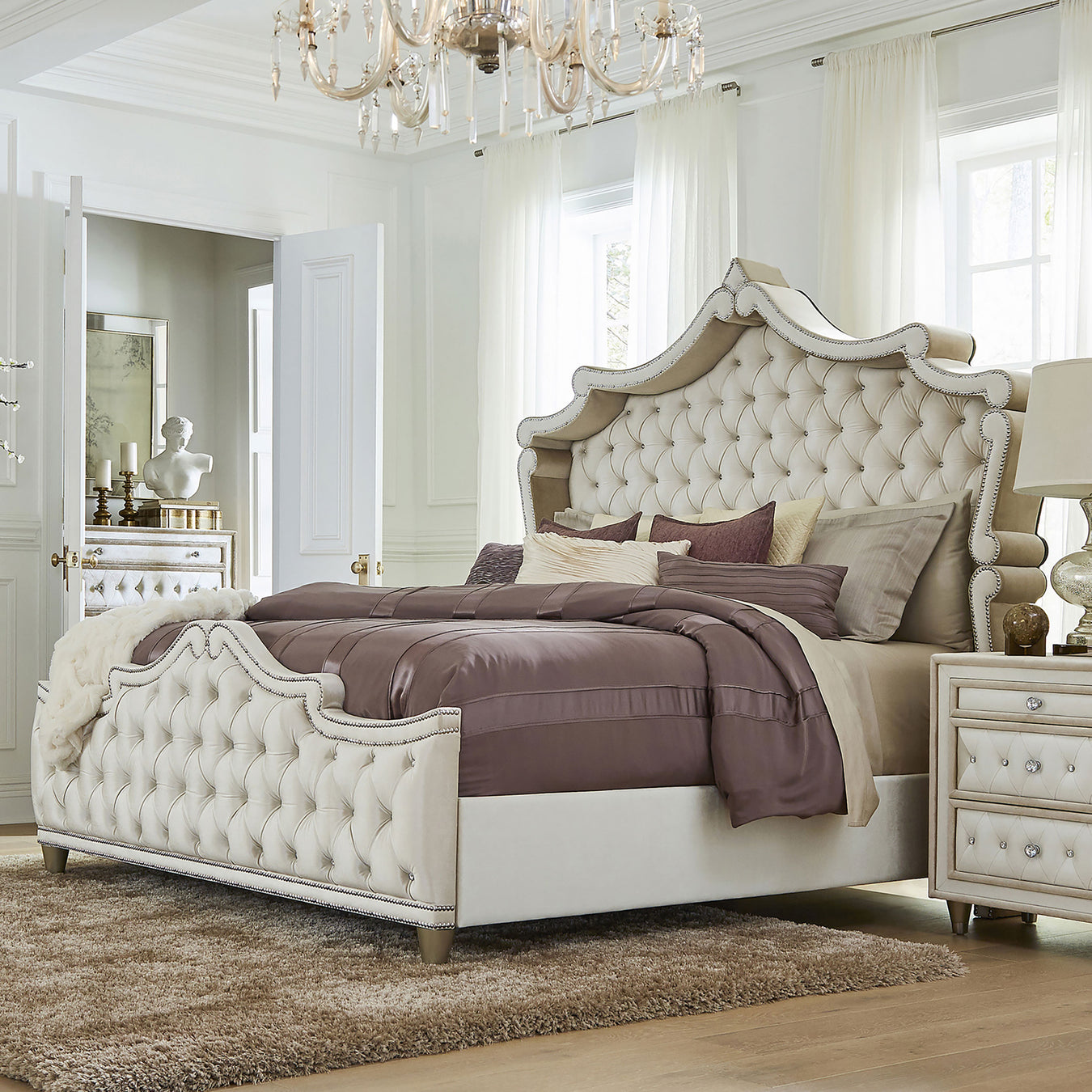 Antonella Collection