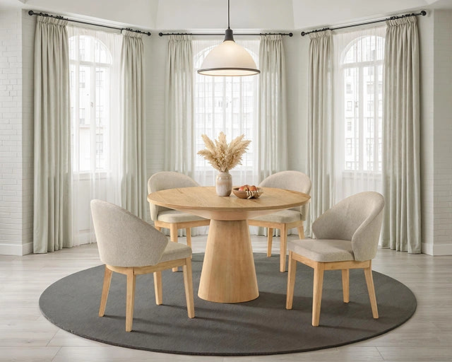 Tottenham 48" Round Table