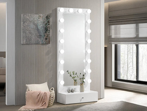 Luxo Vanity Pedestals White image