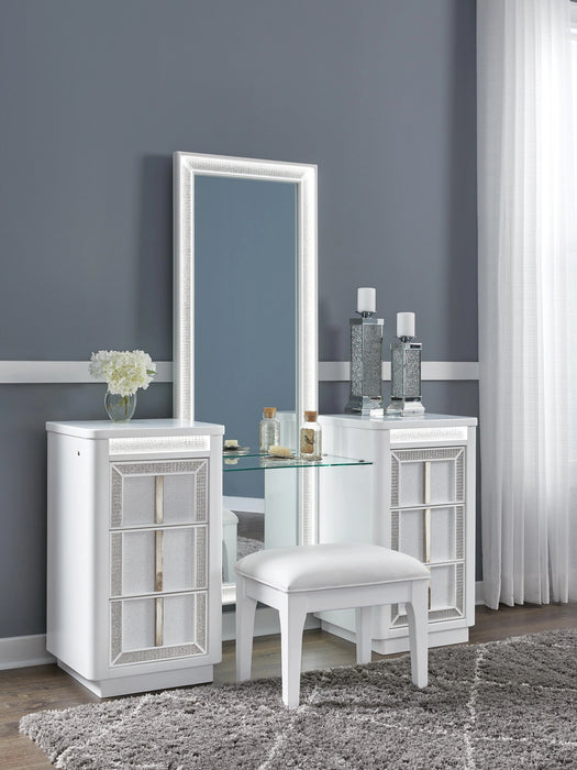 Chalanna Vanity with Mirror