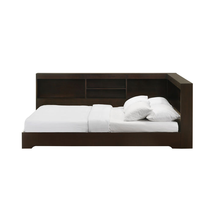 Sami Corner Bed