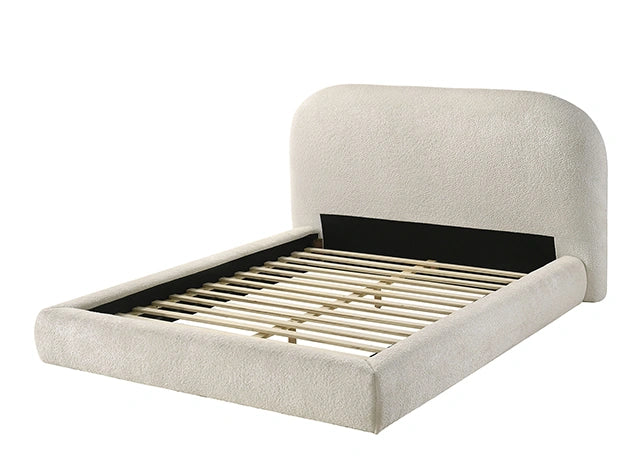 Whitnash E.King Bed