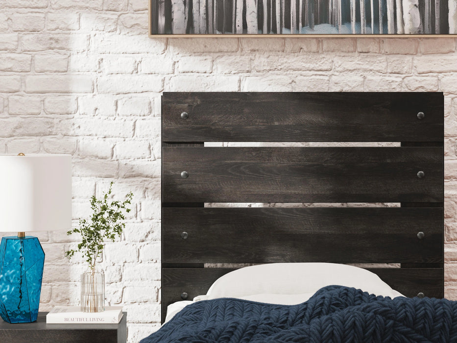 Hollivern Bedroom Set